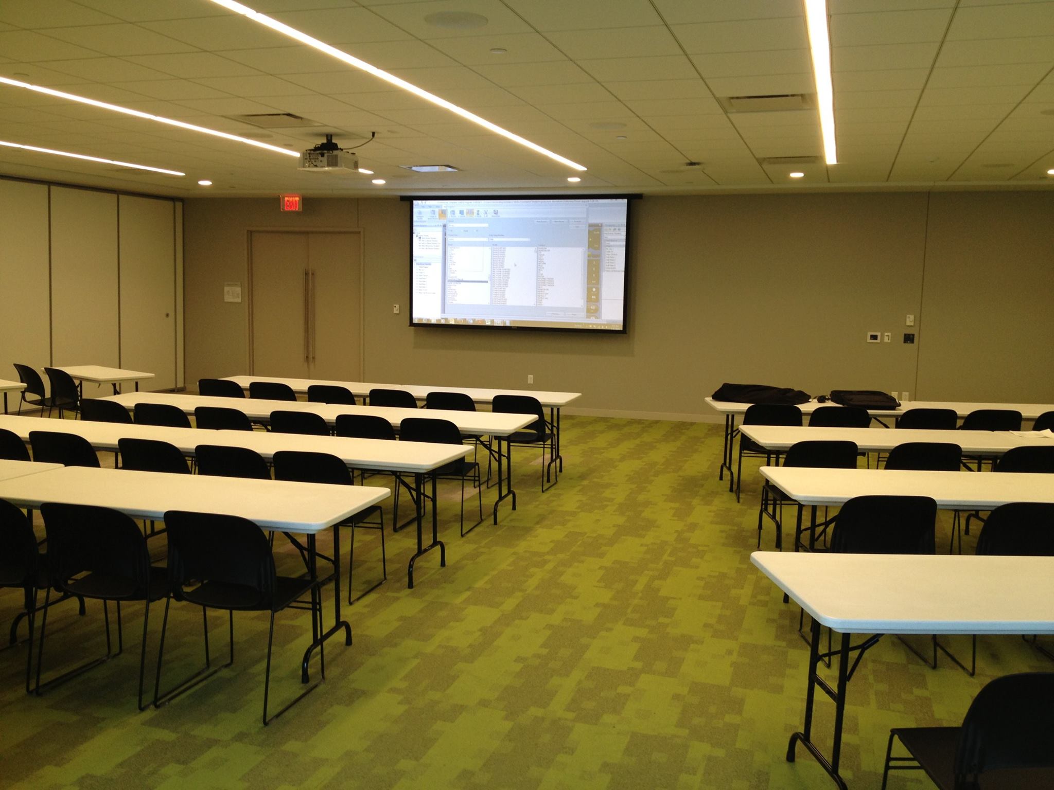 AV room for 300 person conference center - McMahon Media